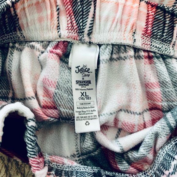 Justice stranger things pj set - Picture 6 of 7